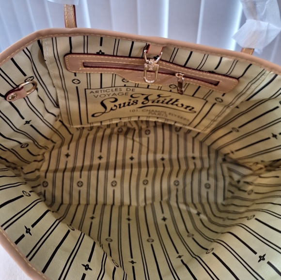 Designer Mono Tote - Picture 7 of 7